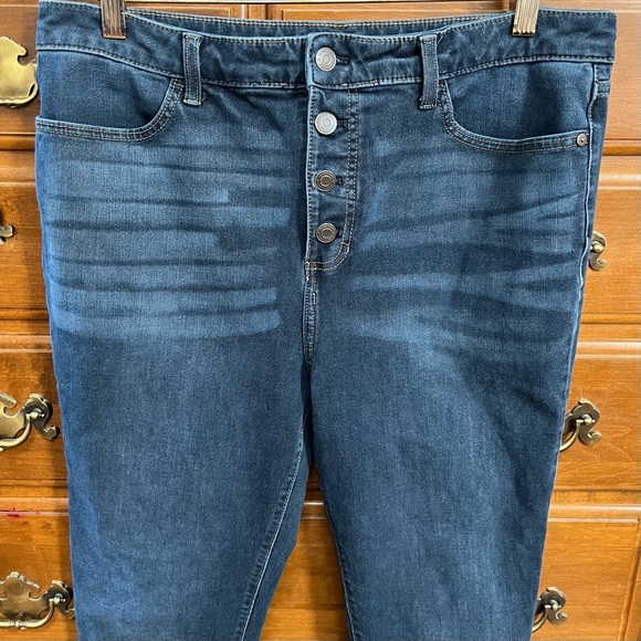LC Lauren Conrad Denim - LC Lauren Conrad Super High Rise Supper Skinny Jeans